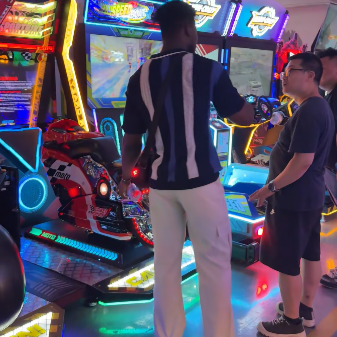 外贸客户来工厂参观 外贸客户来工厂参观